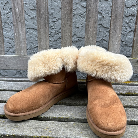 UGG Bailey Button Boots - Picture 3 of 9